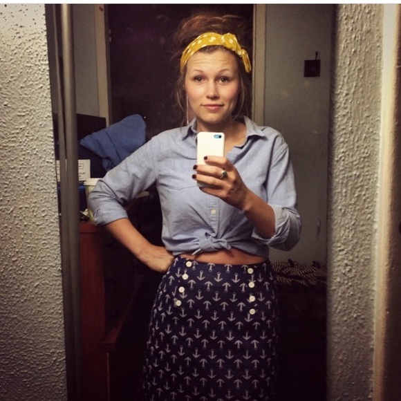 Vintage Anchor Pattern Mini Skirt - Picture 3 of 3